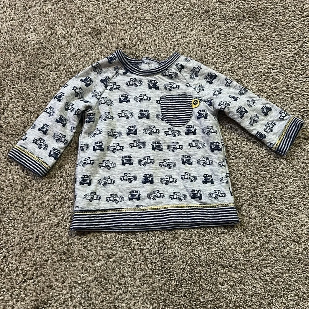 Gray and Blue Baby Outfit with Car Print